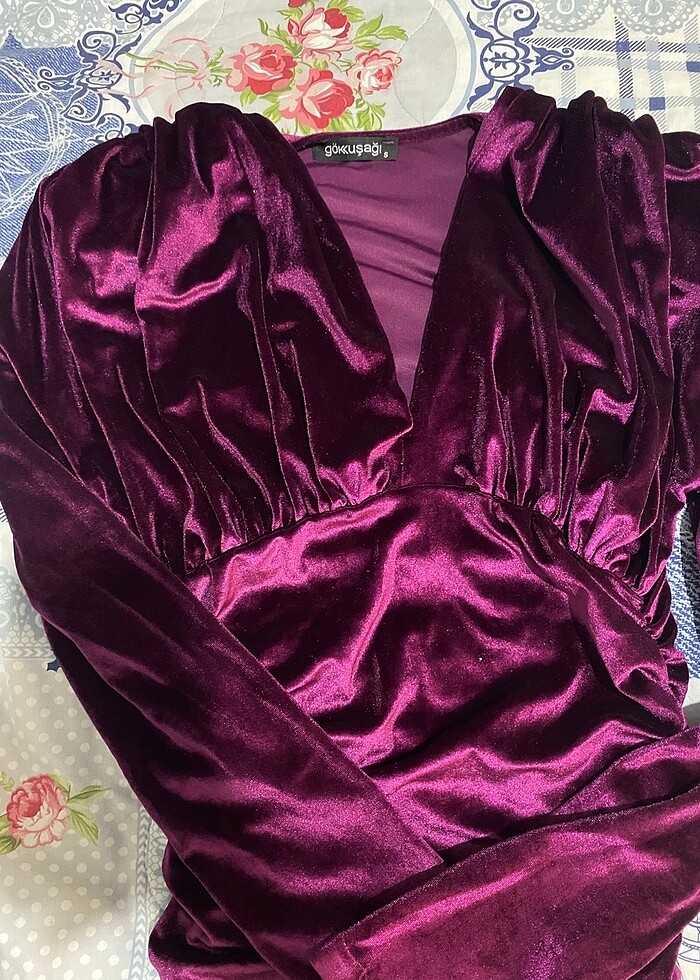 Büzgülü kadife elbise - Görsel 4