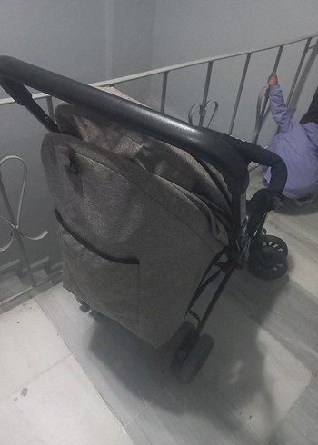 Siyah Bebek Arabası Katlanabilir Model - Görsel 4