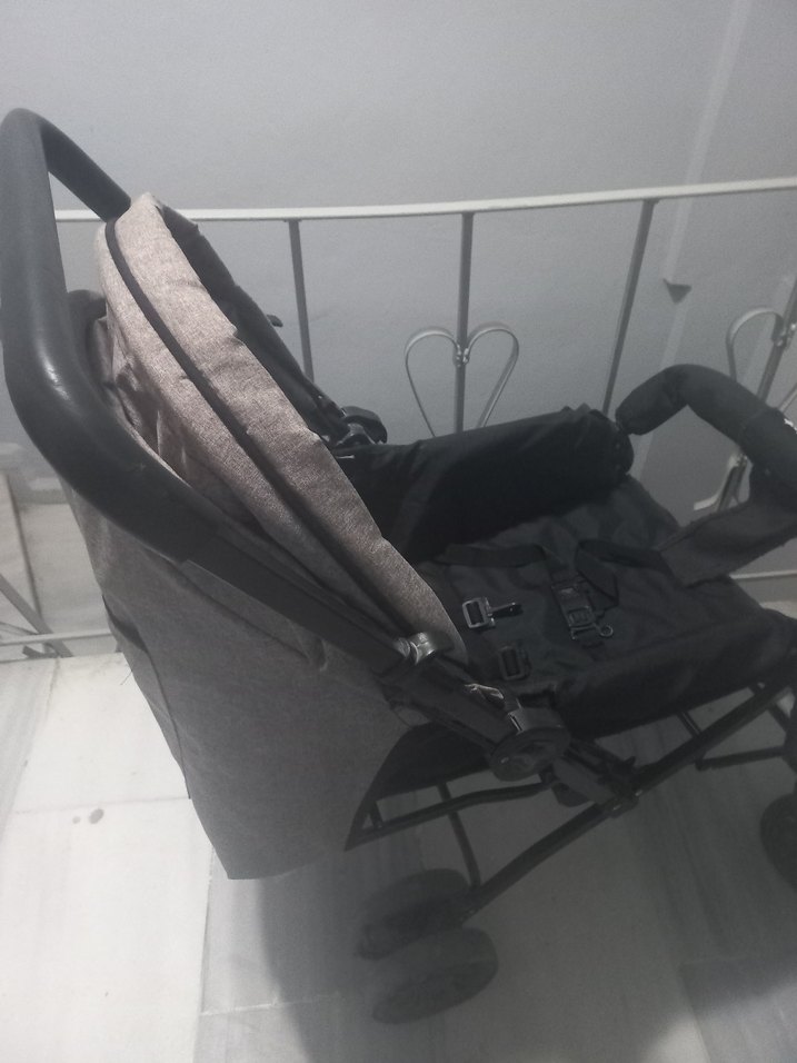 Siyah Bebek Arabası Katlanabilir Model - Görsel 5