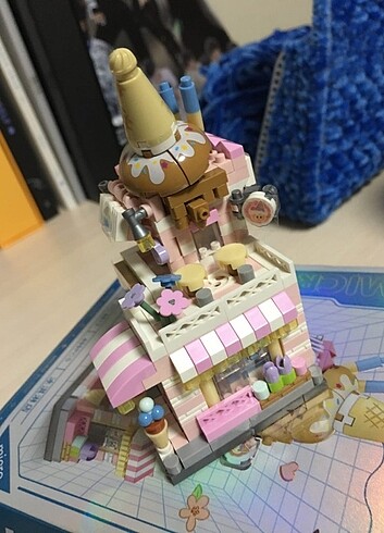  Beden Lego dükkan ve figür 