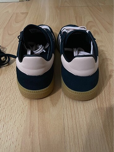 36,5 Beden lacivert Renk Adidas handball spezial