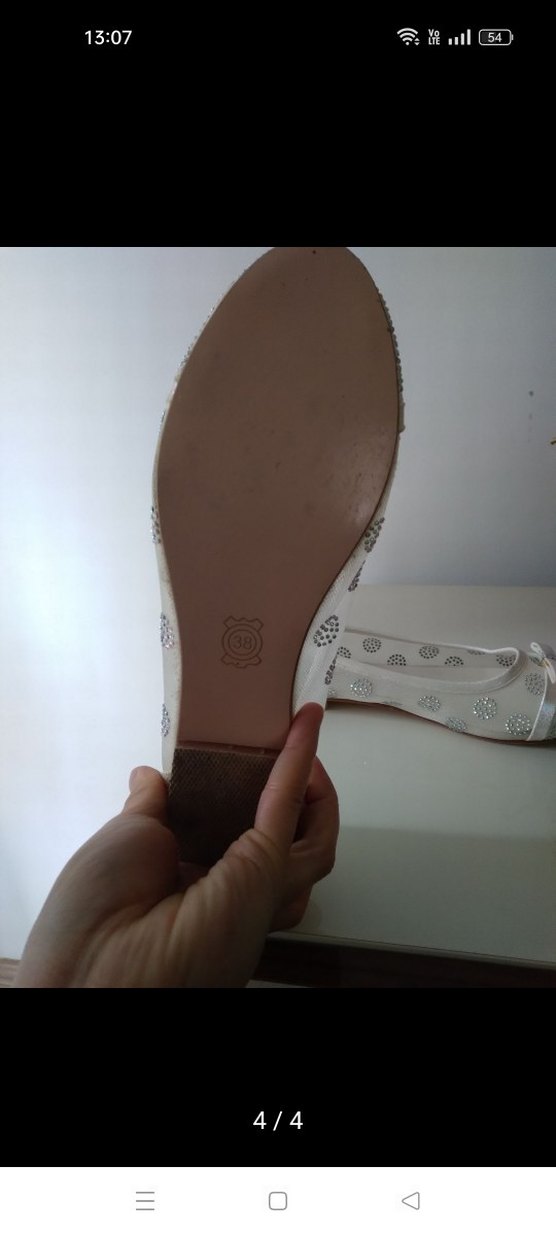 Beyaz Parlak Taşlı Babet - Görsel 4