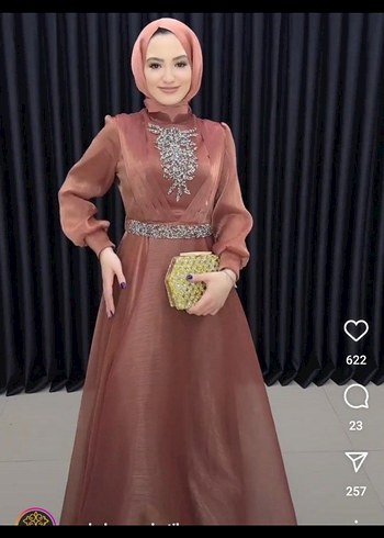 Uzun Kol İşlemeli Şık Abiye Elbise - Görsel 5