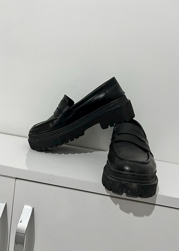 37 Beden Siyah Topuklu Kadın Loafer