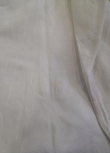 l Beden beyaz Renk H&M Düğmeli T-shirt 