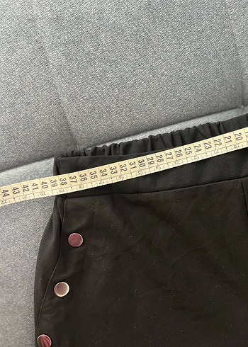 Düğmeli Siyah Kadın Kumaş Pantolon - Görsel 4