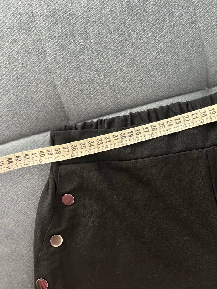 Düğmeli Siyah Kadın Kumaş Pantolon - Görsel 4