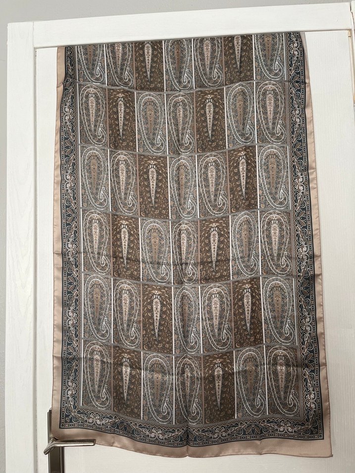 Kahverengi İpek Şal - Görsel 3