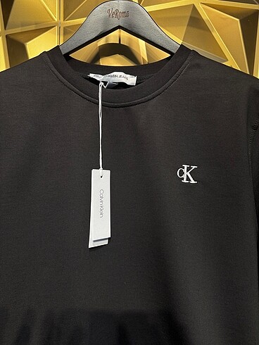 CK sweatshırt