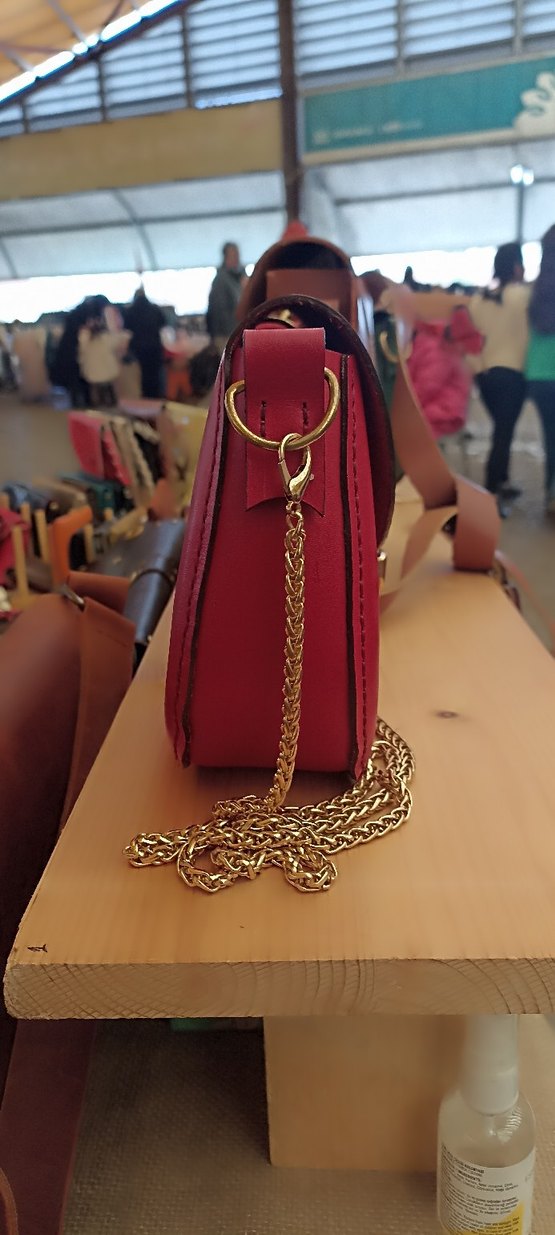 Kırmızı Zincir Detaylı Deri Kadın Çanta - Görsel 2