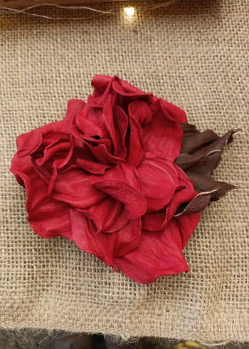 Kırmızı Fırfırlı Vintage Çiçek Broş - Görsel 2