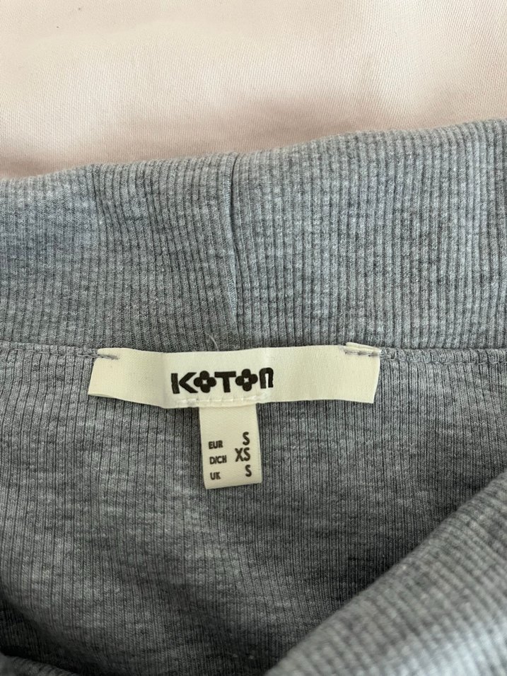 Gri Kemerli Kayık Yaka Kadın Kazak - Görsel 2