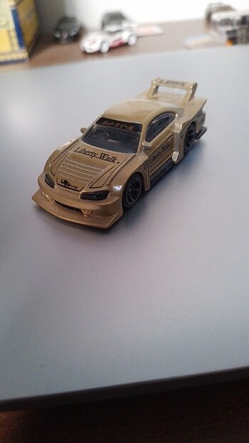 Hot wheels nissan silvia s15