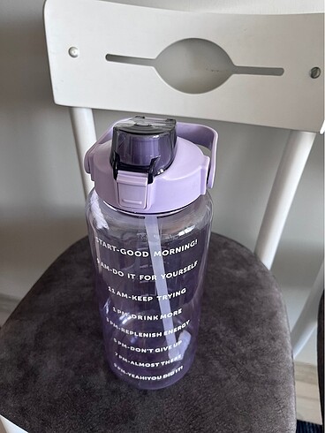 Pipetli 2 LT Su Matarası