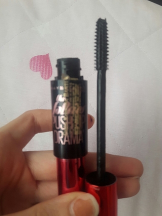 Maybelline hiç kullanılmadı rimel 