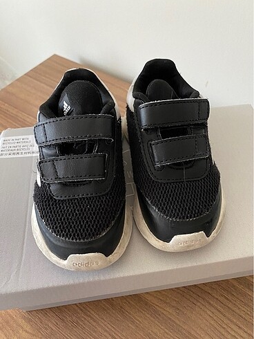 23 Beden Adidas spor ayakkabı