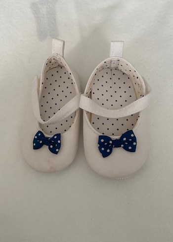 Puantiye Desenli Beyaz Kız Bebek İlk Adım Ayakkabısı - Görsel 3