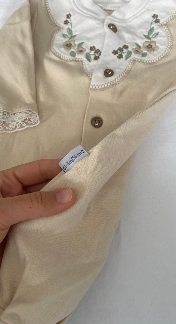 Düğmeli Nakışlı Bebek Kız Tulum - Görsel 3