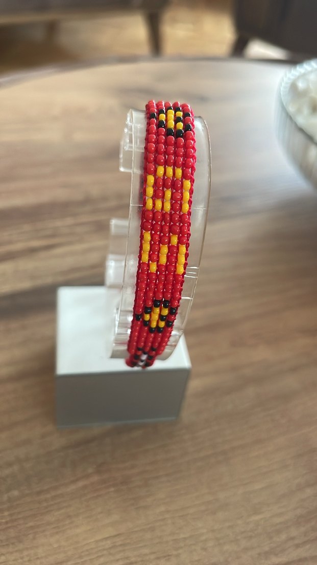 Kırmızı Yılan Desenli Boncuklu Bileklik - Görsel 3