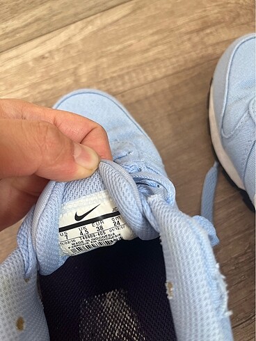 37 Beden mavi Renk Nike spor ayakkabı
