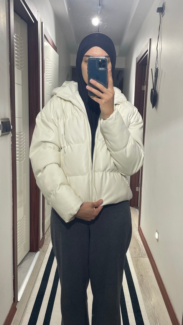 Beyaz Fermuarlı XSIDE mont - Görsel 4