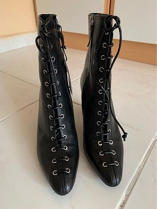 Zara bot