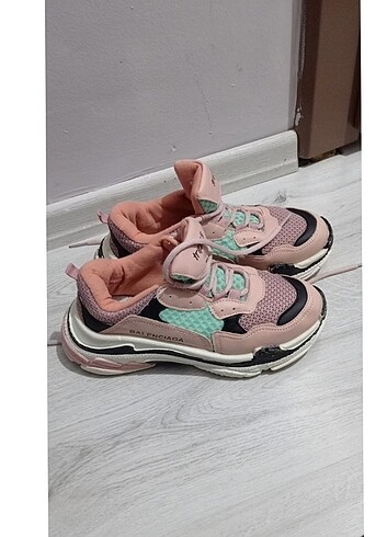 Spor ayakkabı kadın