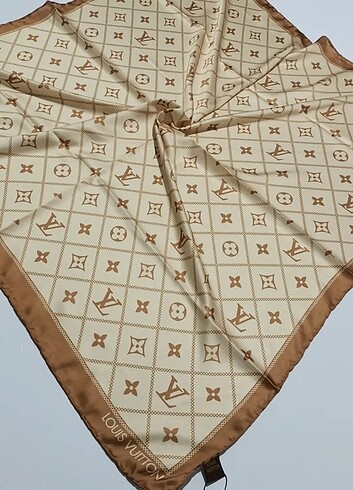 Beden Louis Vuitton Eşarp