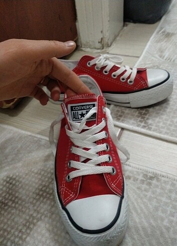 Diğer Converse