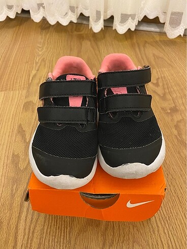 Nike 25 numara spor ayakkabı