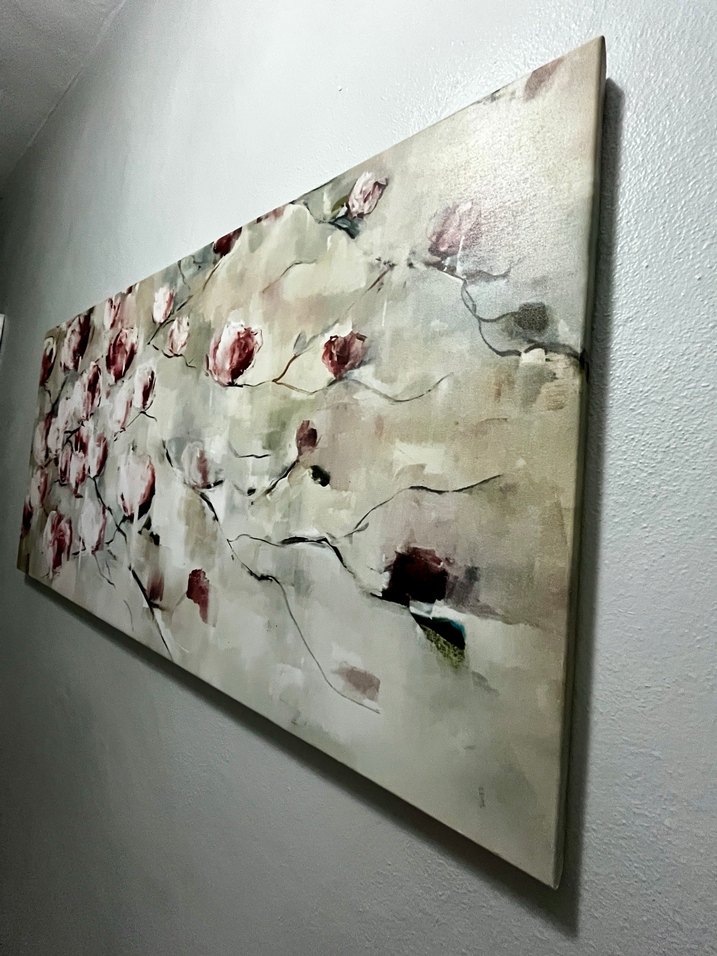 Pembe Çiçekli Gri ve Beyaz Duvar Tablosu - Görsel 3