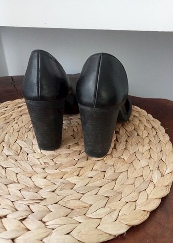 Shumix Gerçek Deri Topuklu Kadın Ayakkabı - Görsel 3