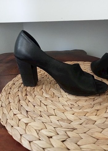 Shumix Gerçek Deri Topuklu Kadın Ayakkabı - Görsel 4