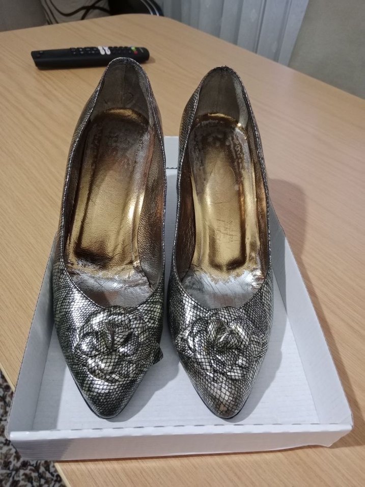 Gerçek deri  kadın topuklu ayakkabı - Görsel 2