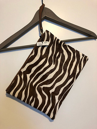 Zebra desenli clutch