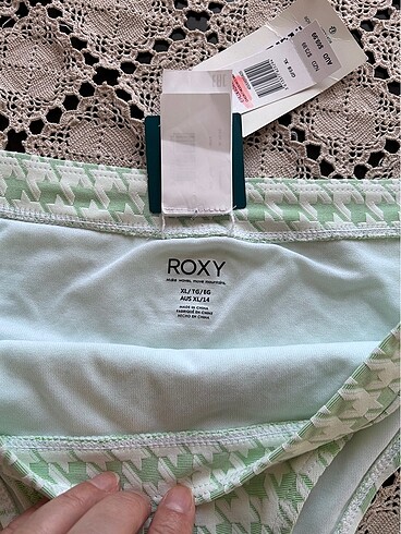 Roxy Bayan bikini altı