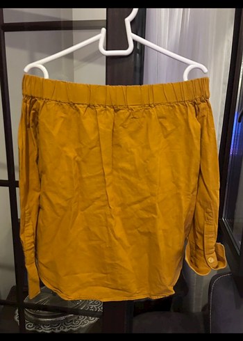 H&M Sarı Düğmeli Kayık Yaka Kadın Bluz