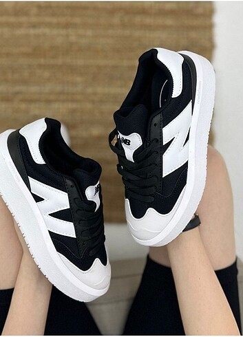 NEW BALANCE CT302 UNİSEX SPOR AYAKKABI