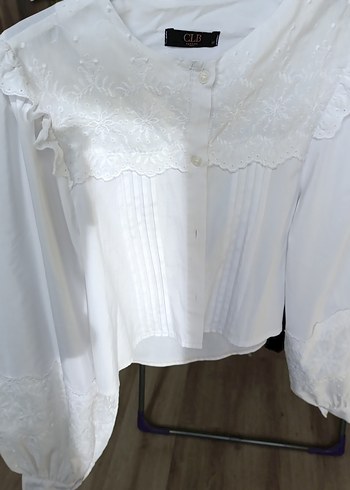 Nakışlı Beyaz Pamuklu Uzun Kollu Gömlek - Görsel 3