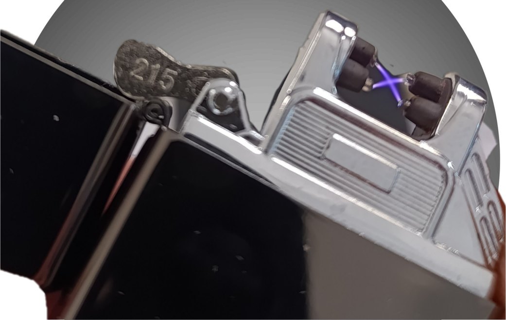 USB Şarjlı Siyah Elektronik Çakmak Tesla çakmak - Görsel 3
