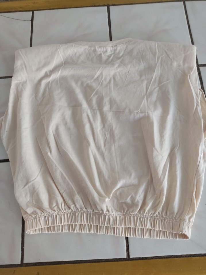 Kadın Beyaz Keten Kısa Kollu Tişört - Görsel 3