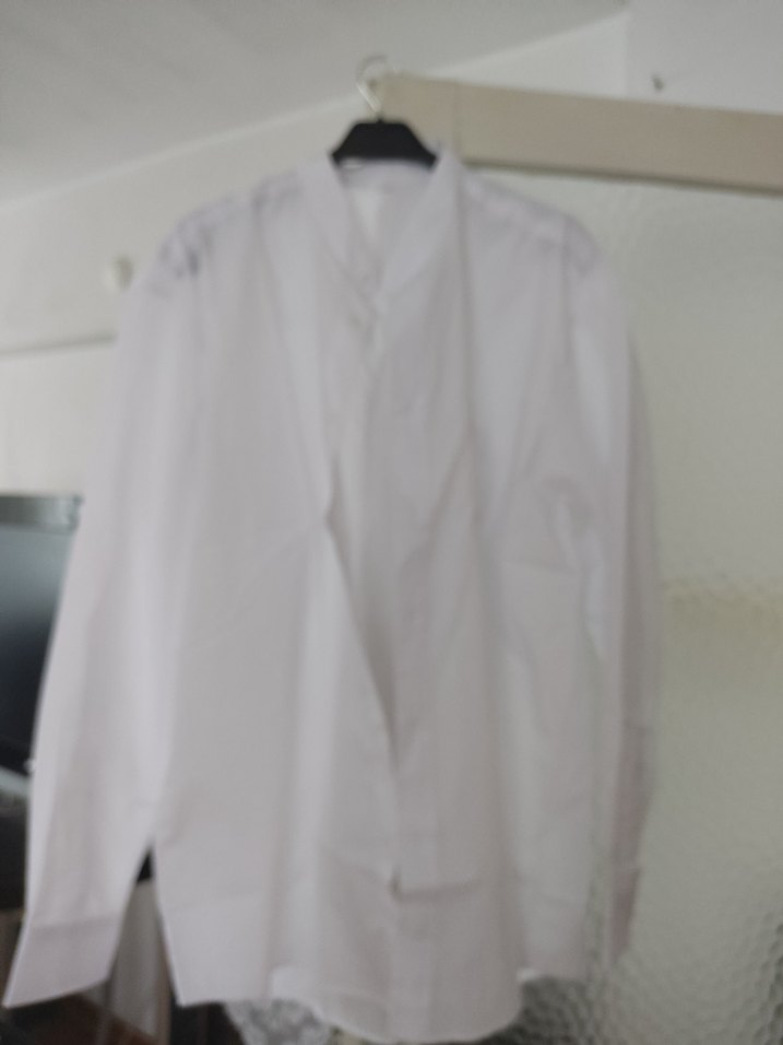 Erkek Beyaz V Yaka Pamuk Gömlek - Görsel 2