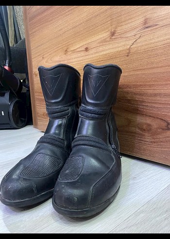 42 Beden siyah Renk Dainese bot