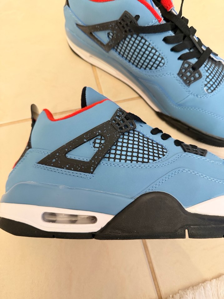 Jordan x Travis scott Air jordan retro - Görsel 3