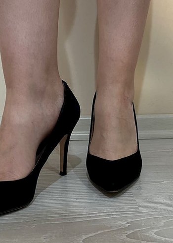 38 Beden Siyah Süet Stiletto Topuklu Kadın Ayakkabı