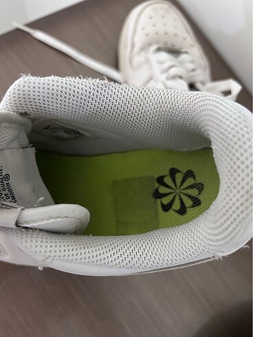 37,5 Beden Nike Spor ayakkabı
