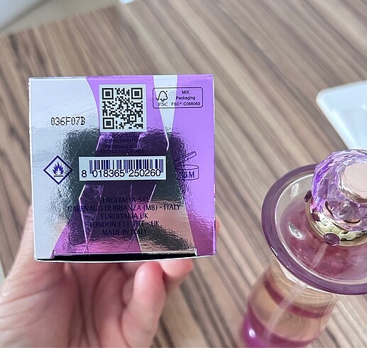  Beden Versace Parfüm