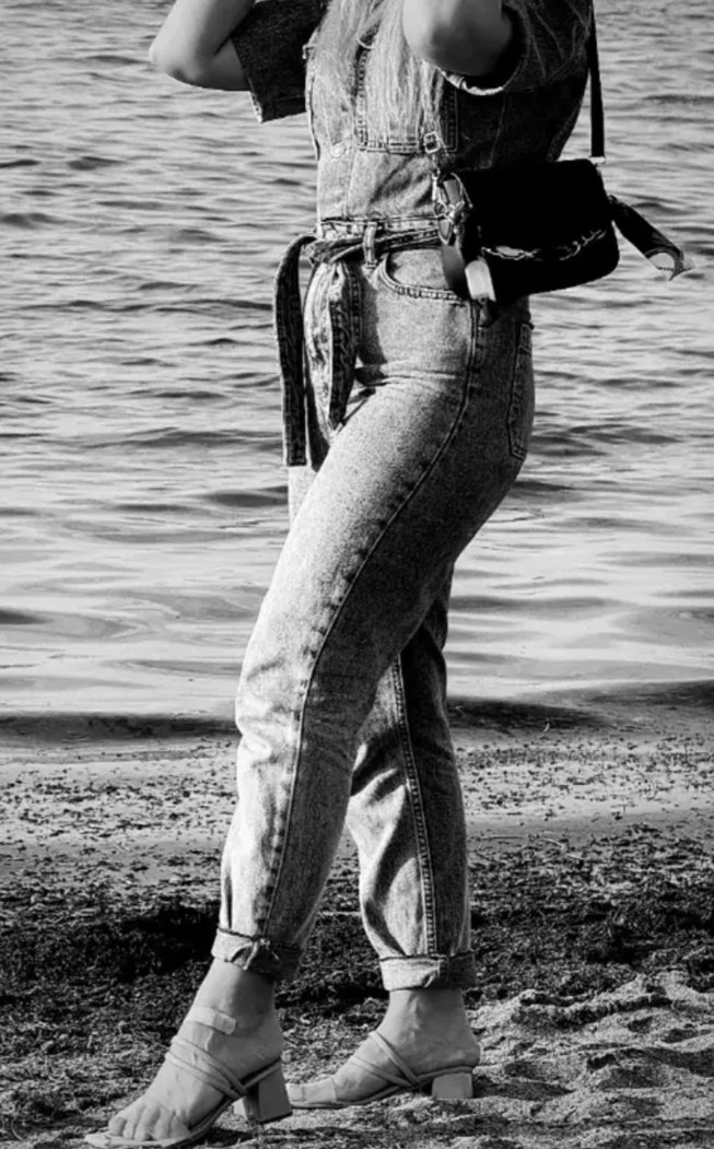 Gri Kadın Denim Kemerli Tulum - Görsel 3