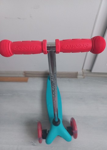 Turkuaz Çocuk Scooterı, Renkli Tasarım - Görsel 6