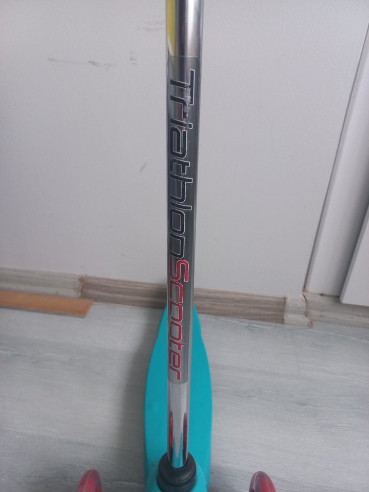 Turkuaz Çocuk Scooterı, Renkli Tasarım - Görsel 4